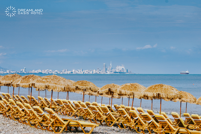 דרים לנד אואזיס בטומי